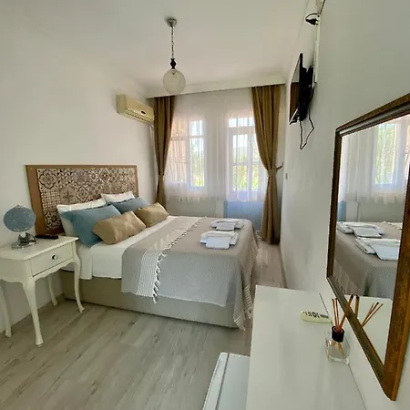 Alasonya Otel Alacati By La Mira * ألاتشاتي
